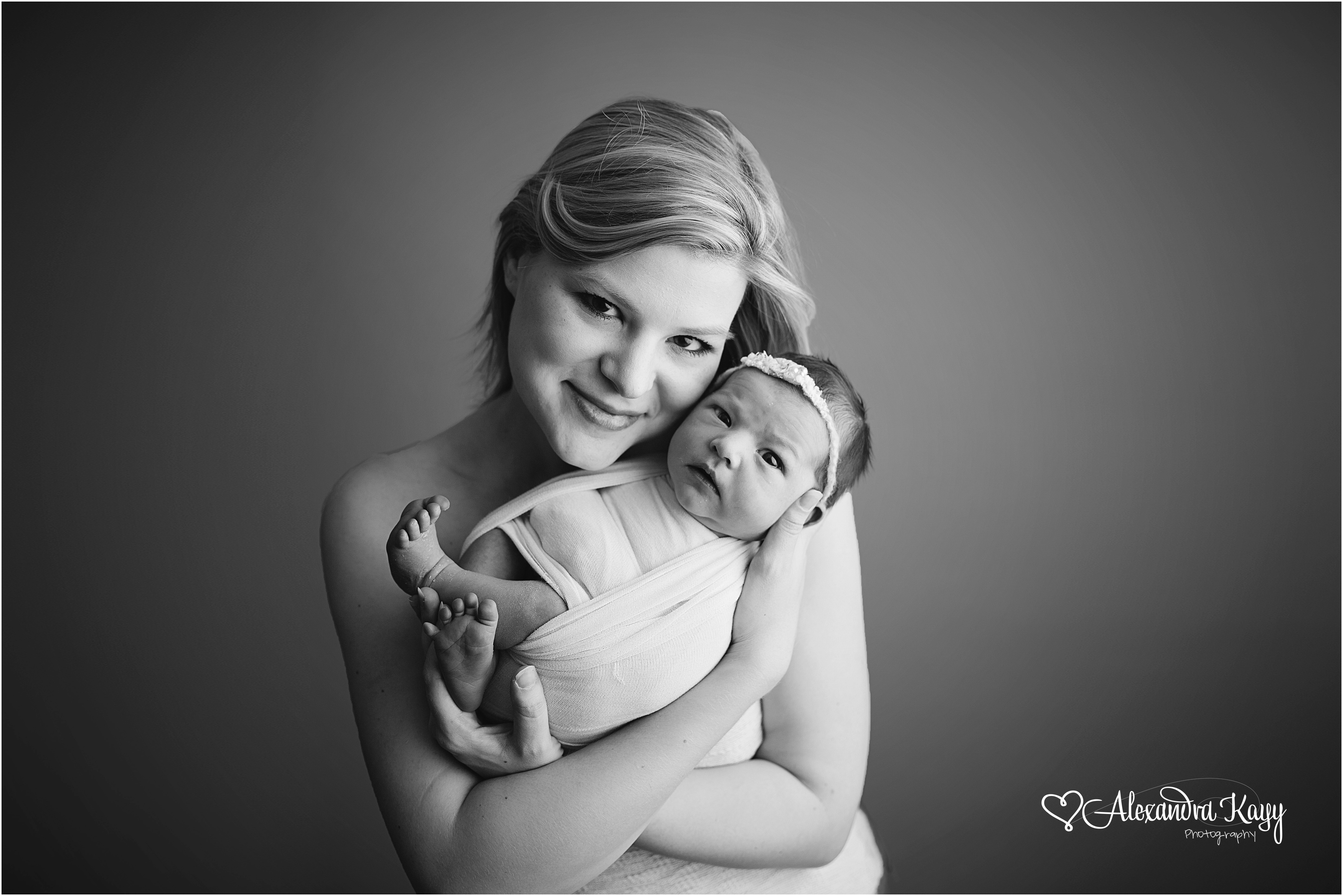 ThousandOaksBabyPhotographer_AlexandraKayyPhotography_0110.jpg