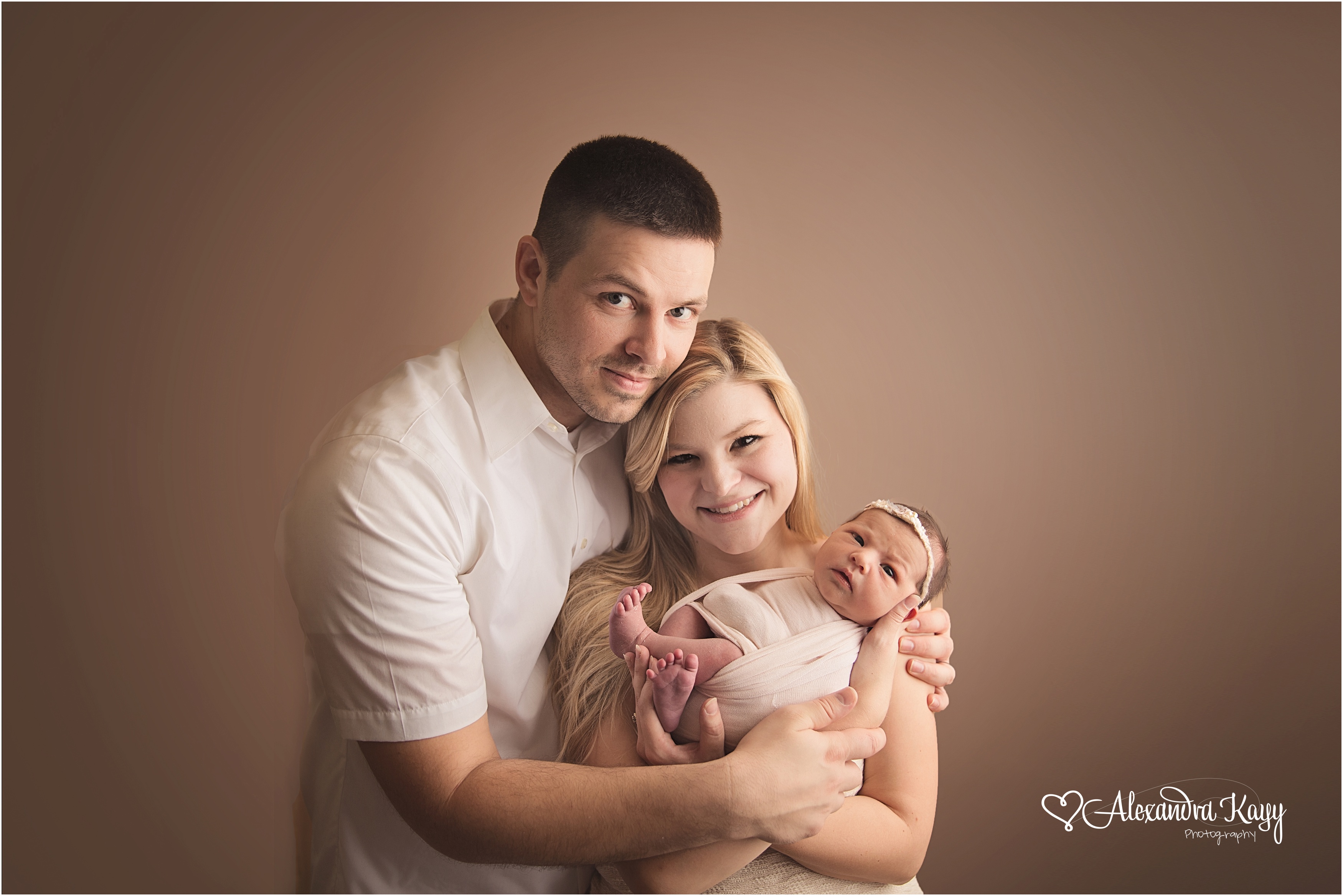 ThousandOaksBabyPhotographer_AlexandraKayyPhotography_0111.jpg