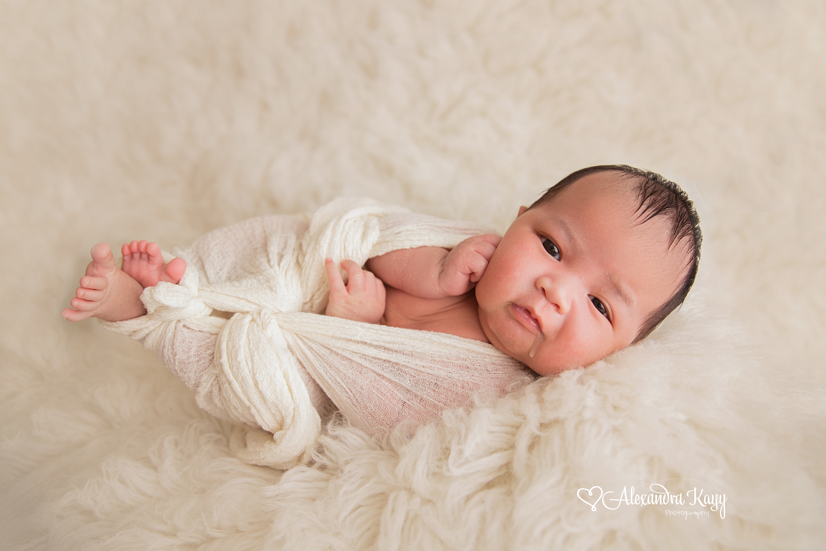 Ventura_County_Newborn_Photographer-AlexandraKayyPhotography_0040.jpg