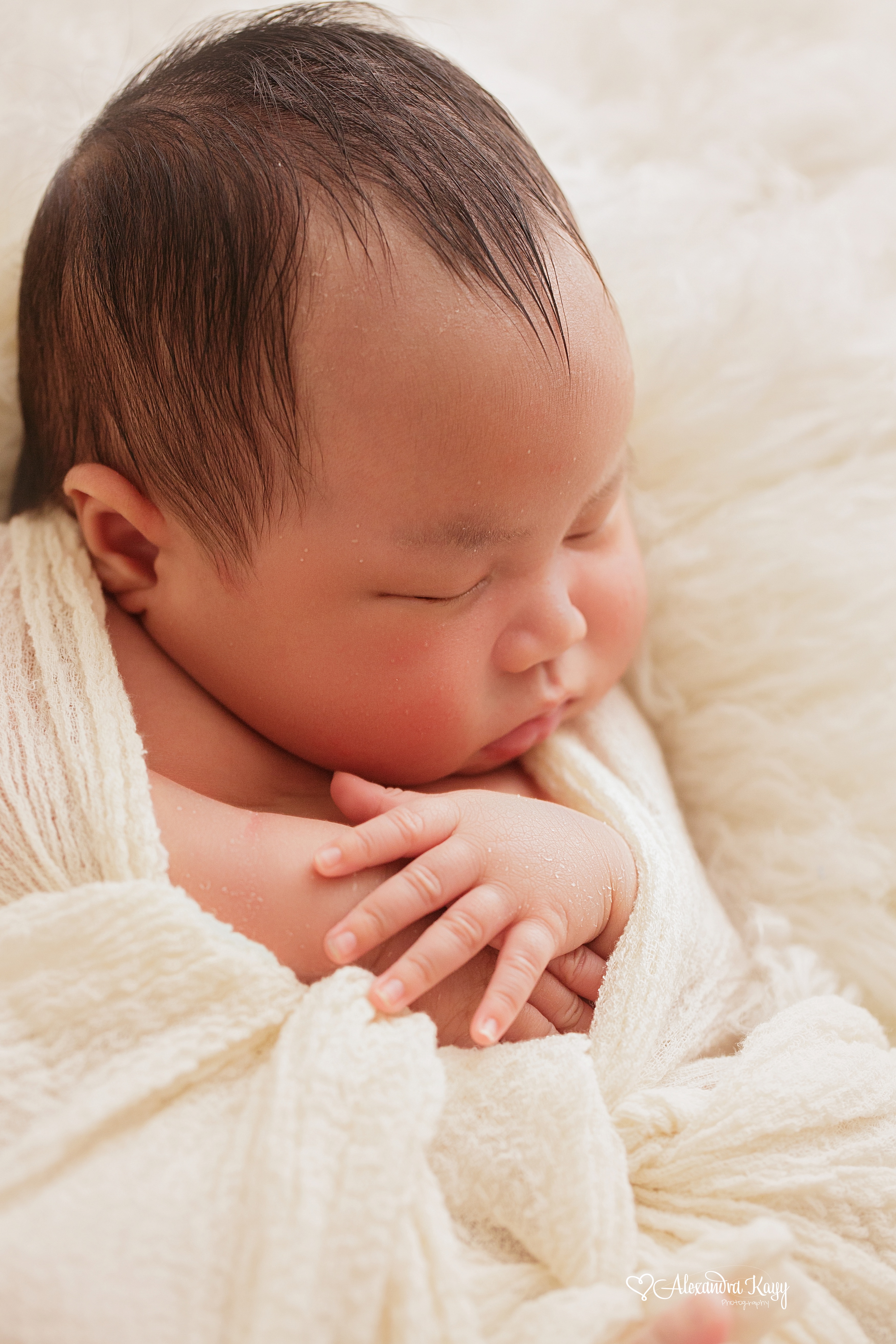 Ventura_County_Newborn_Photographer-AlexandraKayyPhotography_0041.jpg