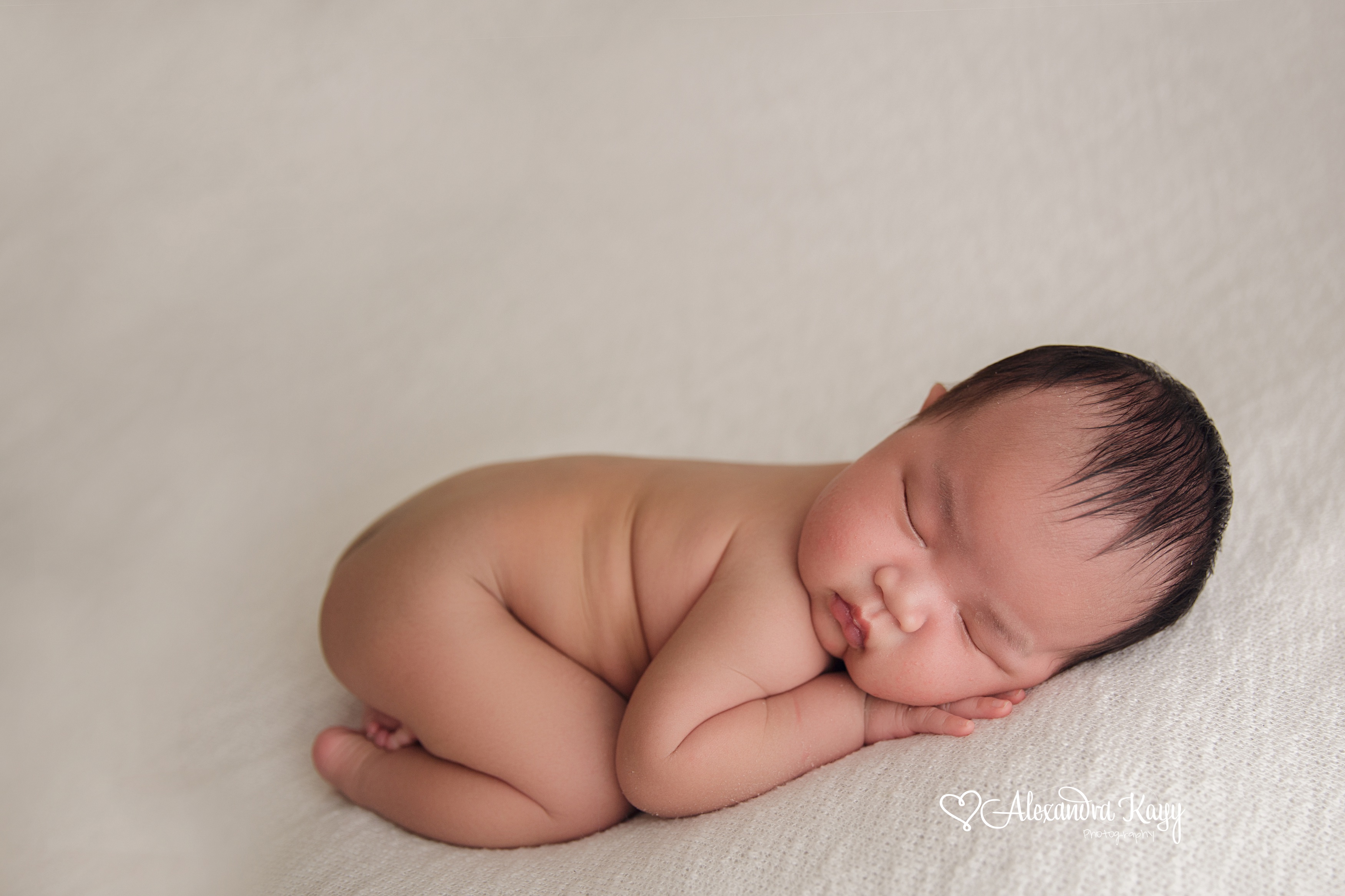 Ventura_County_Newborn_Photographer-AlexandraKayyPhotography_0045.jpg