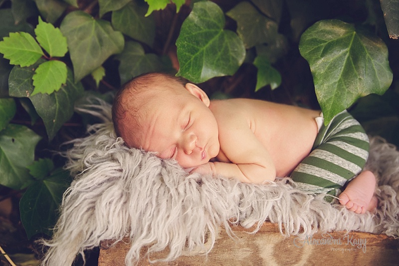 Best Phoenix Newborn Photography_0041.jpg