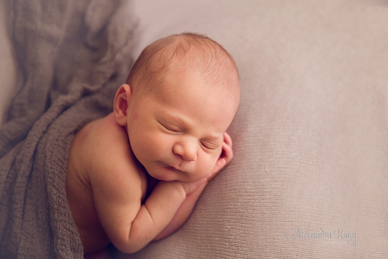 Best Phoenix Newborn Photography_0053.jpg