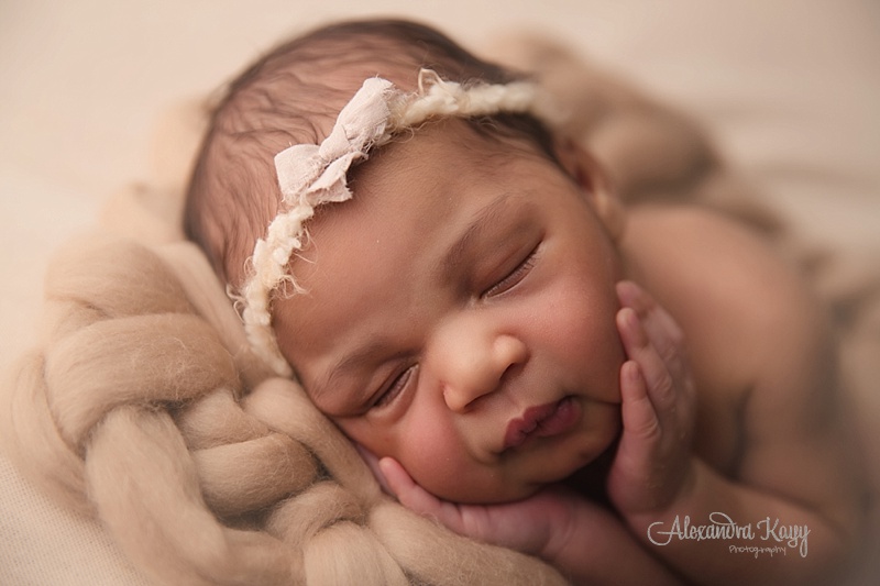 Best Phoenix Newborn Photographer_0077.jpg