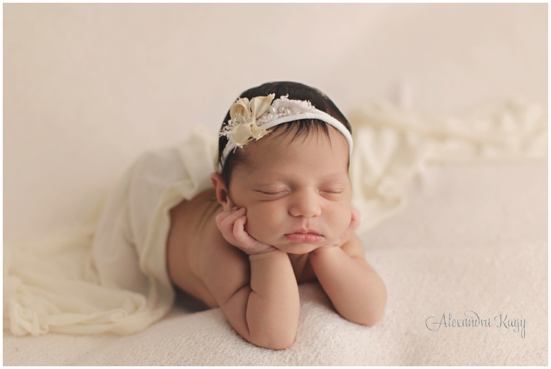 SimiValley_Newborn_Photographer_0356.jpg