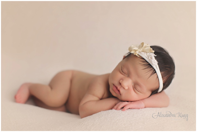 SimiValley_Newborn_Photographer_0357.jpg