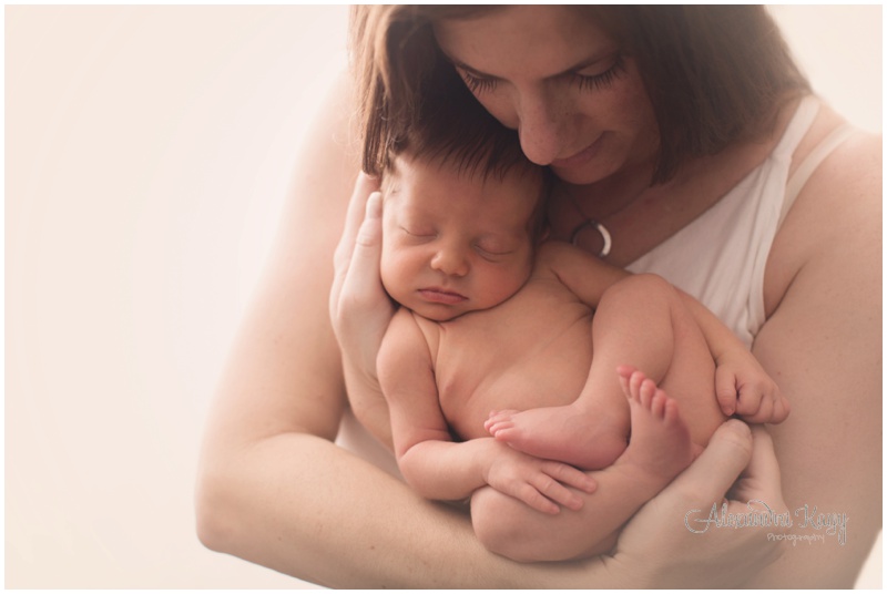 SimiValley_Newborn_Photographer_0388.jpg