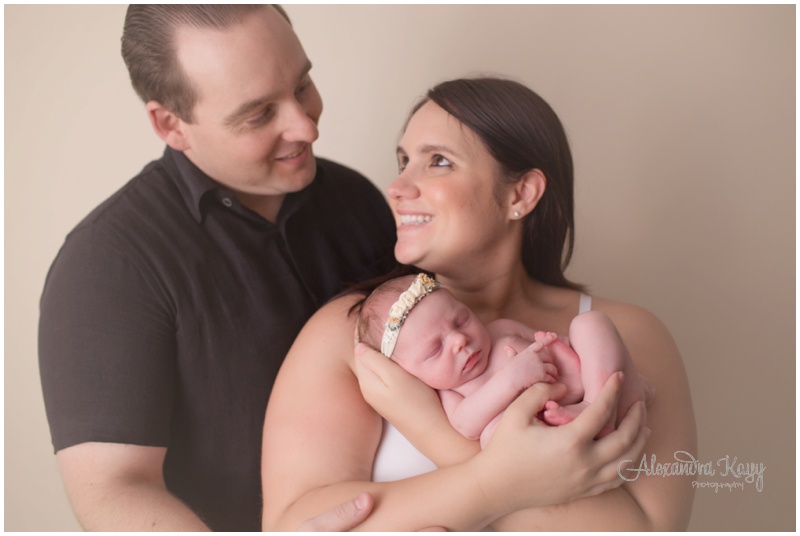 SimiValley_Newborn_Photographer_0405.jpg