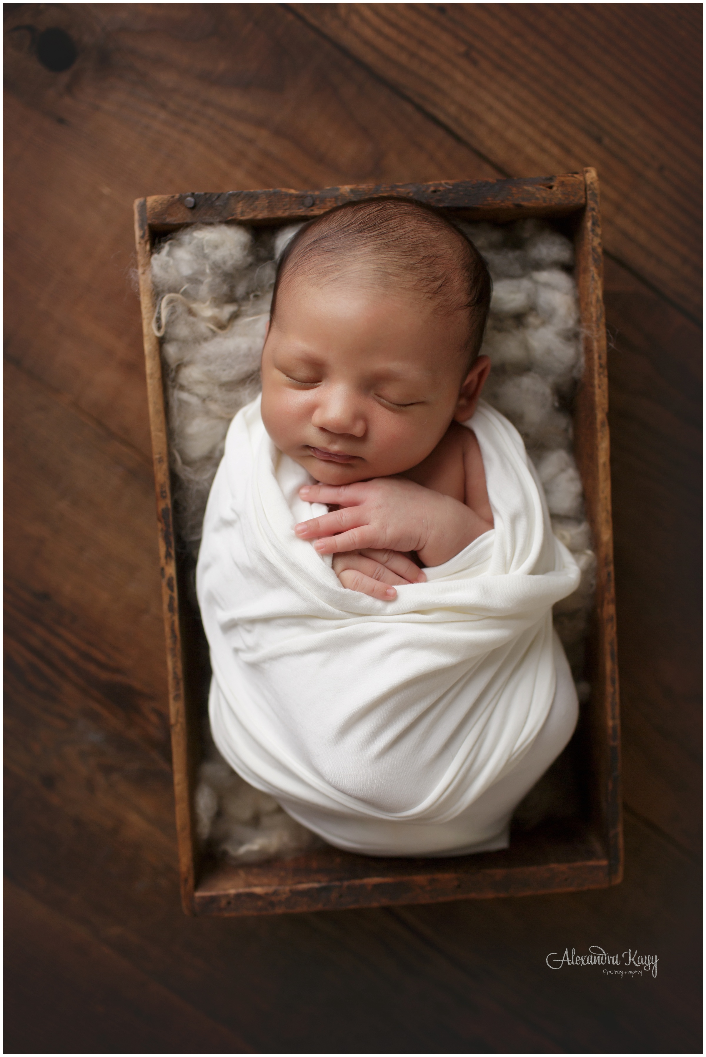 SimiValley_Newborn_Photographer_0509.jpg