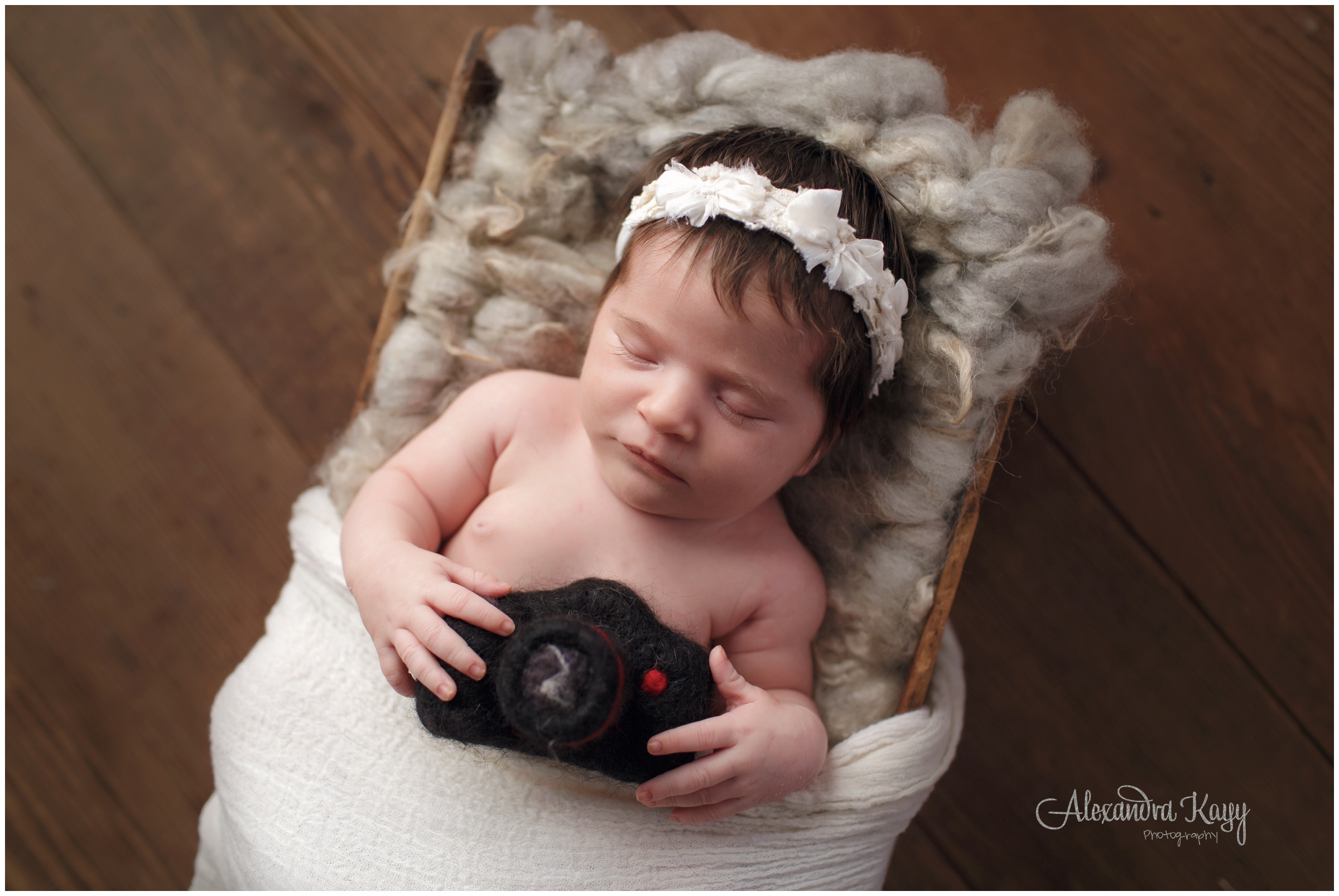 SimiValley_Newborn_Photographer_0515.jpg