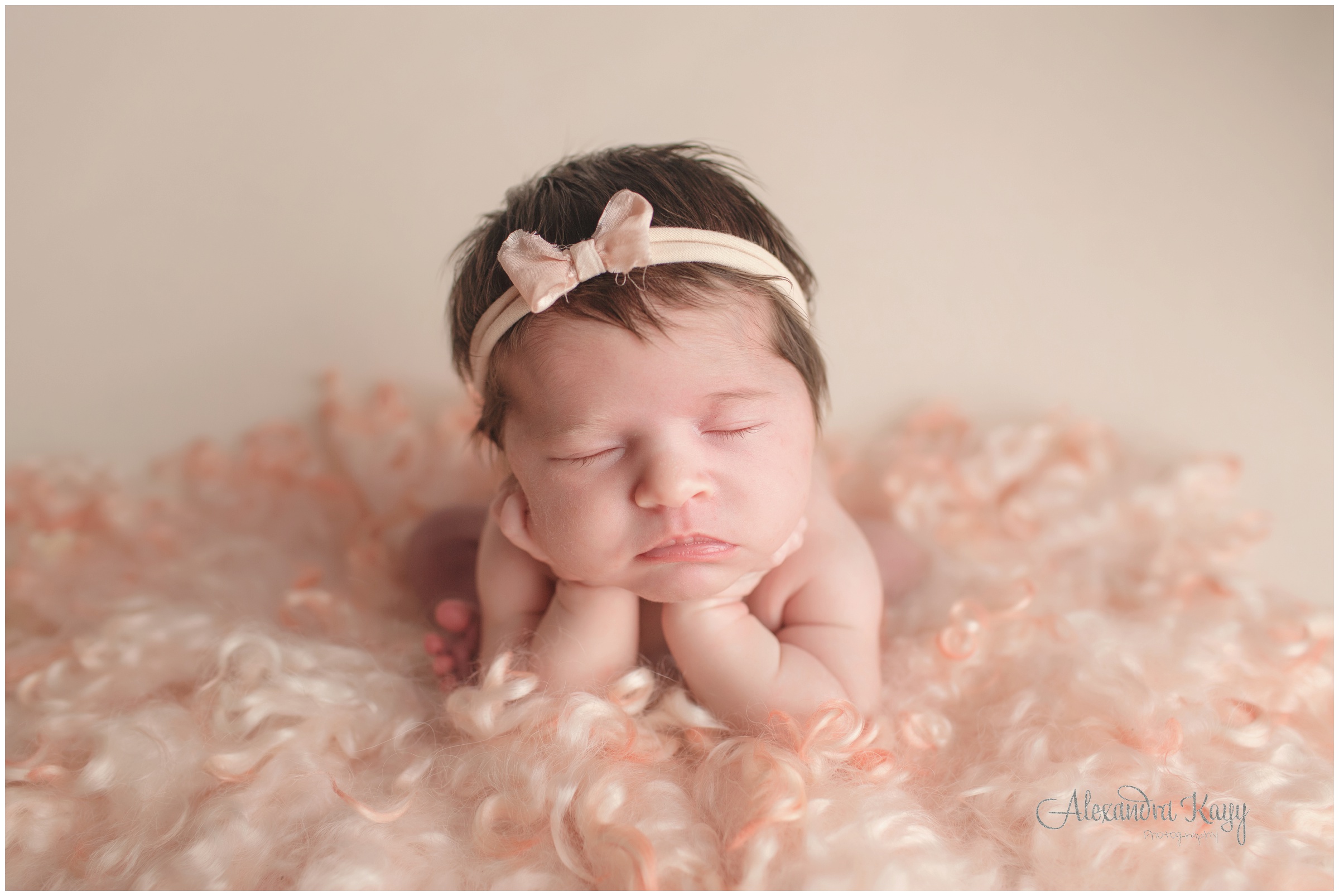 SimiValley_Newborn_Photographer_0518.jpg