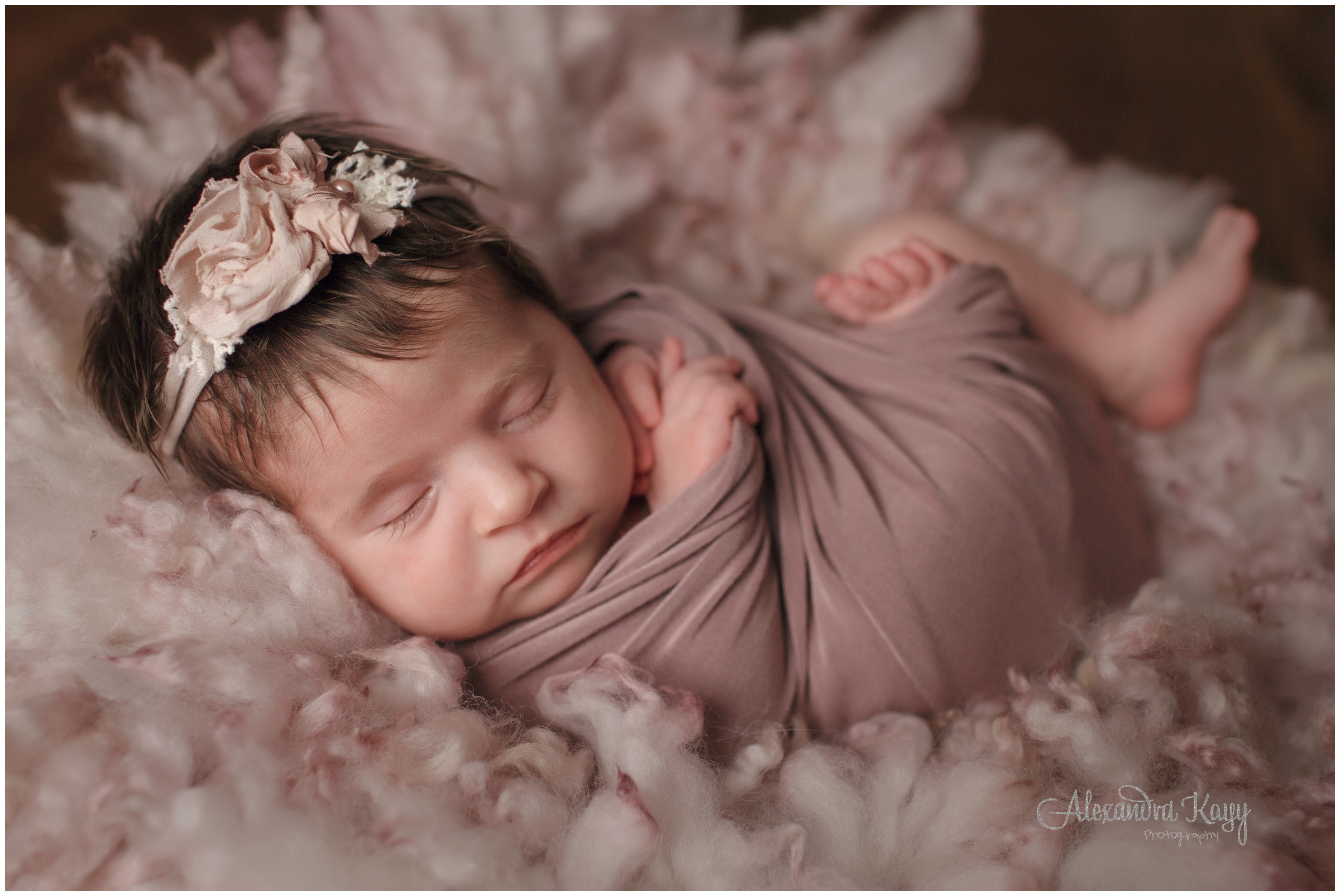 SimiValley_Newborn_Photographer_0521.jpg