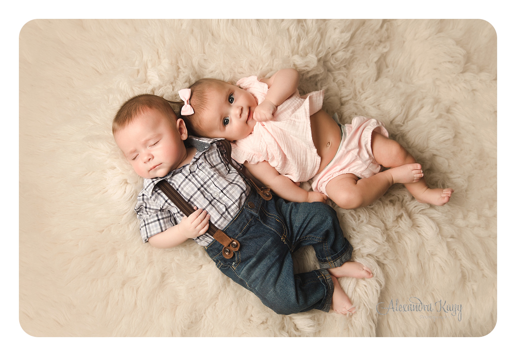 Santa_Clarita_Newborn_Photographer_1604.jpg