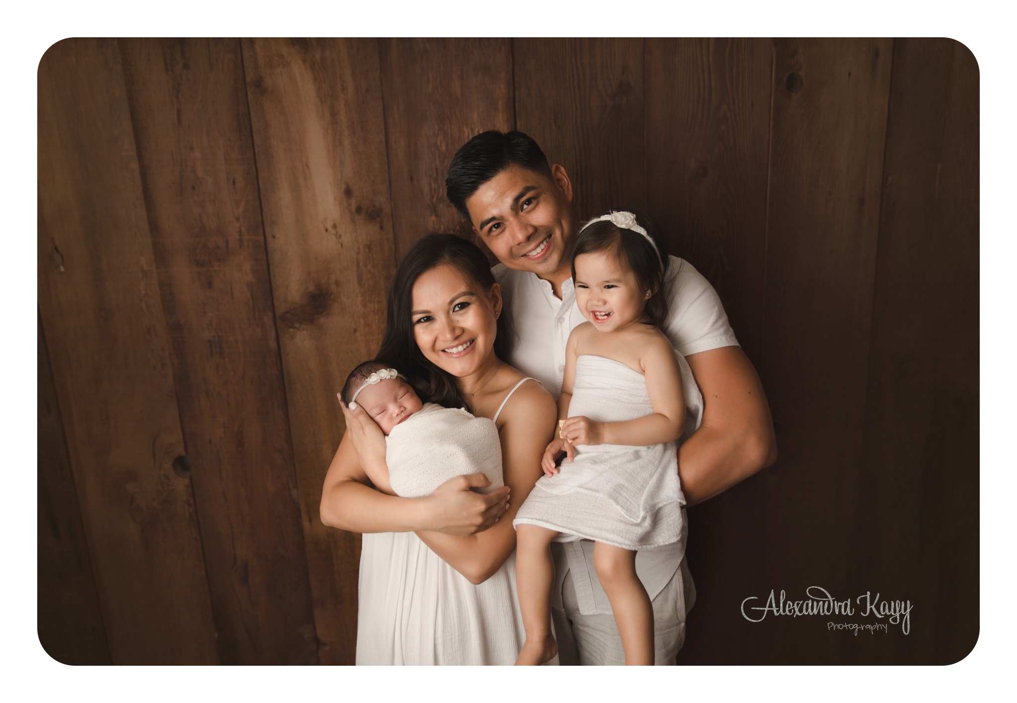 Santa_Clarita_Newborn_Photographer_1617.jpg