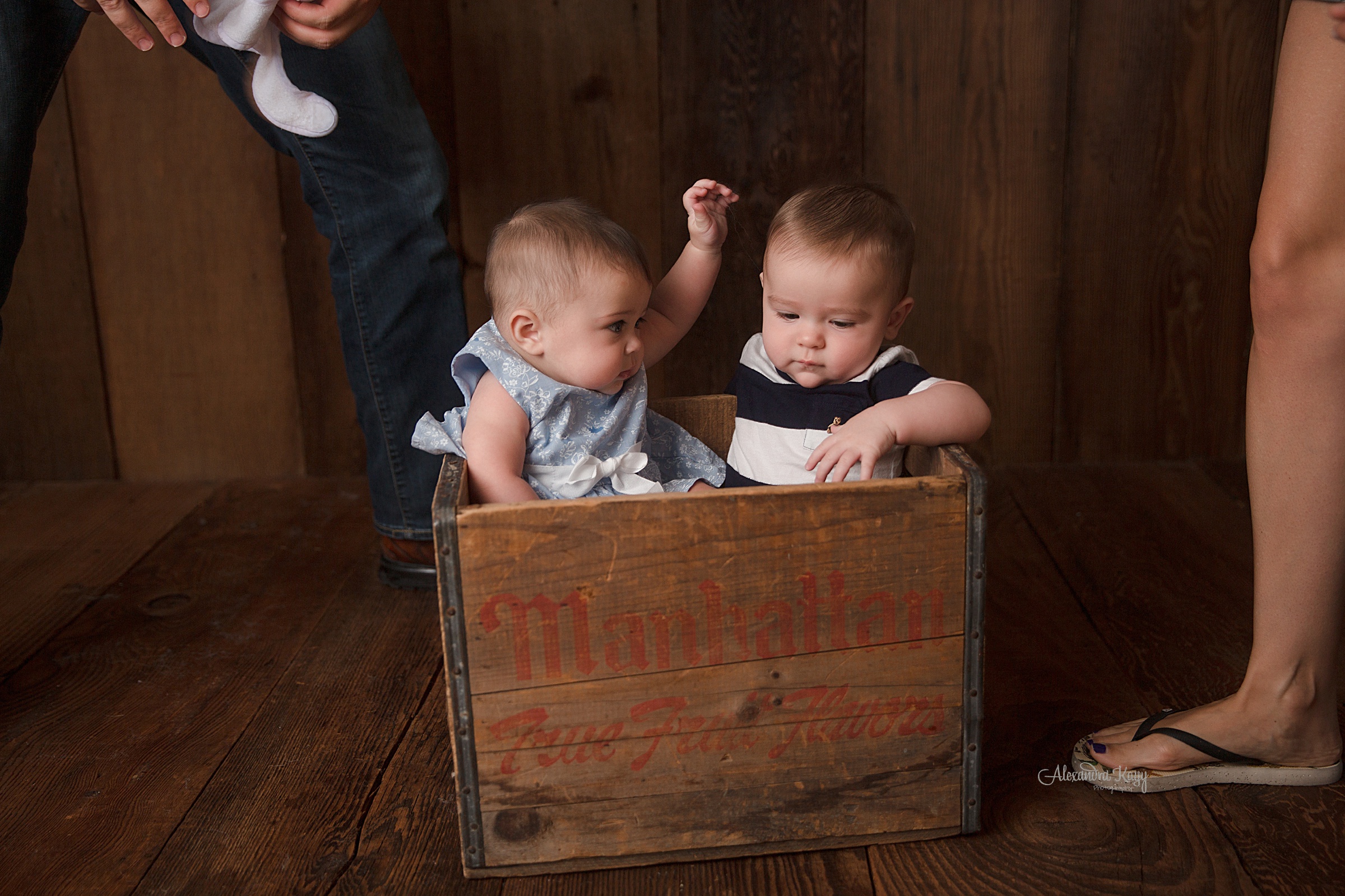 LA_Newborn_Photographer_2019.jpg