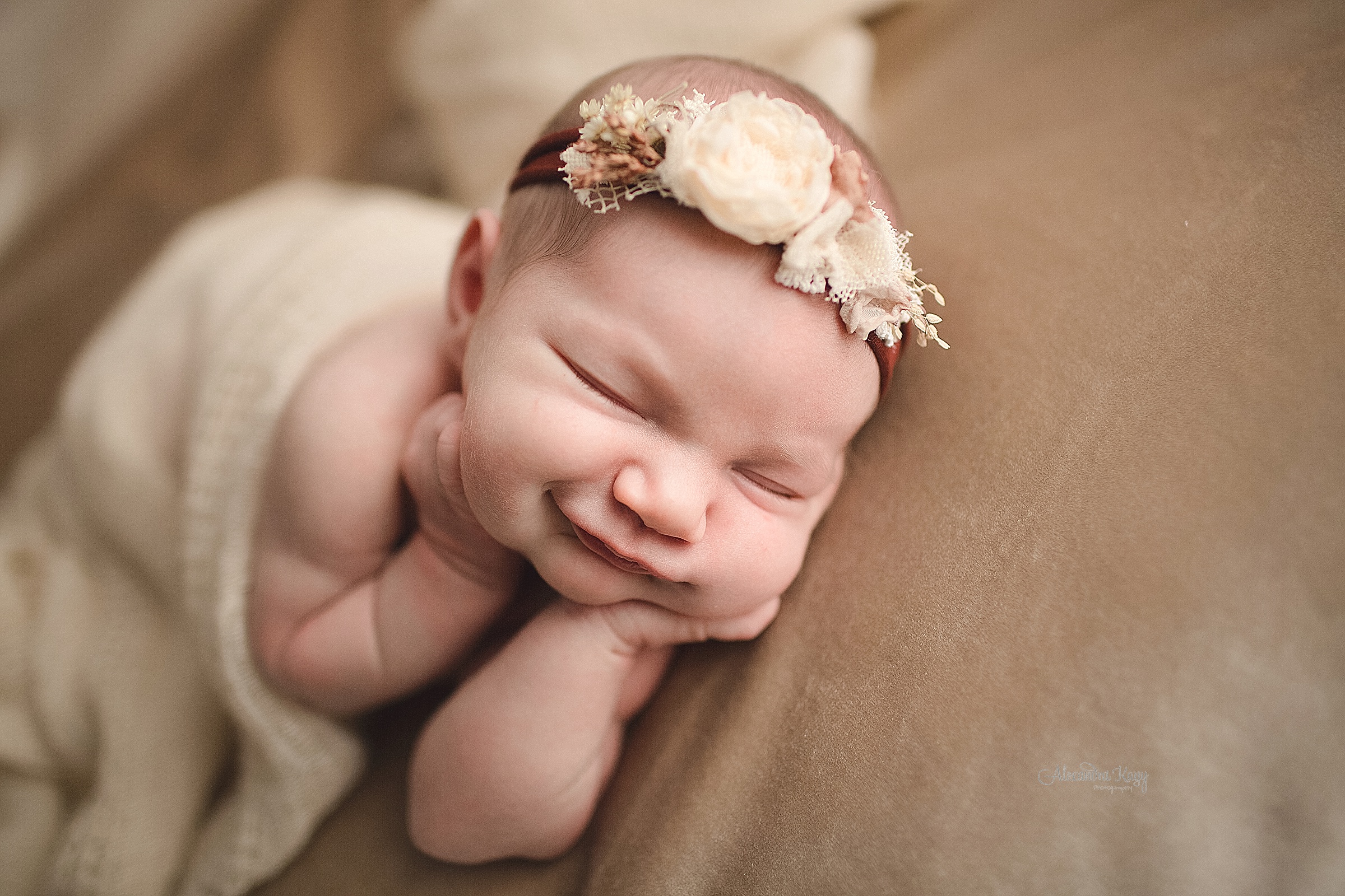 Oxnard Newborn Photographer_0802.jpg