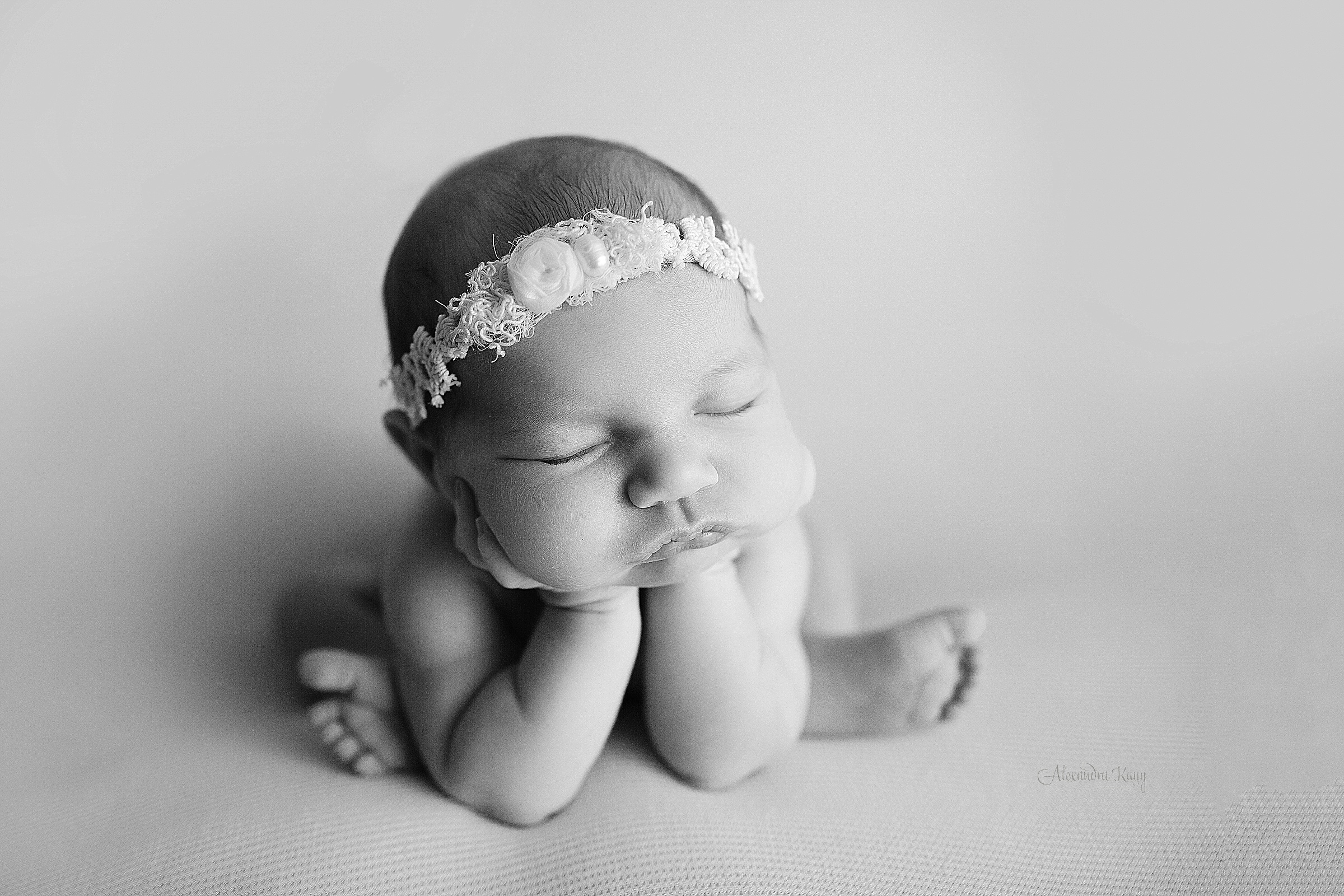 Oxnard Newborn Photographer_0803.jpg