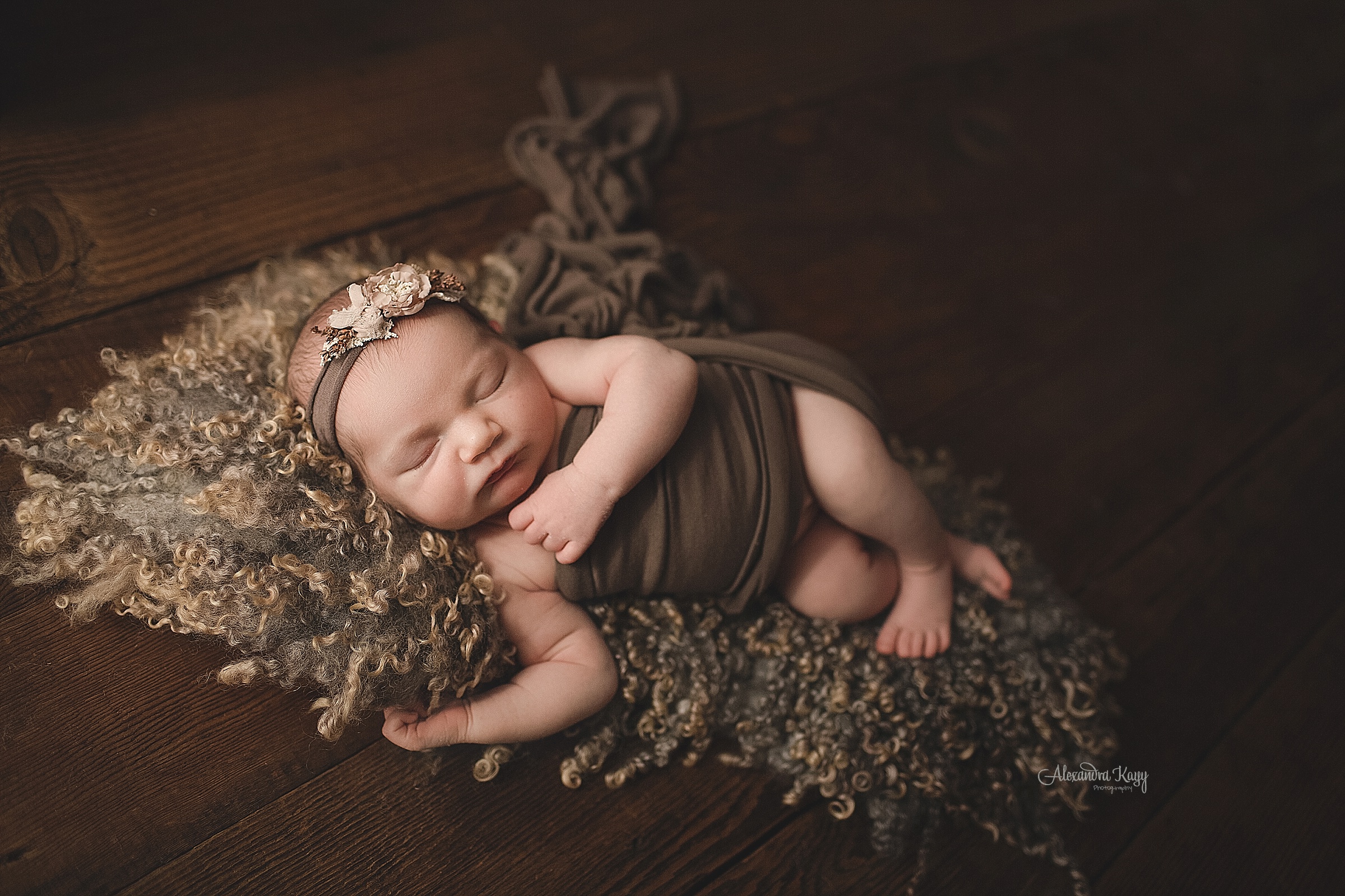 Oxnard Newborn Photographer_0809.jpg