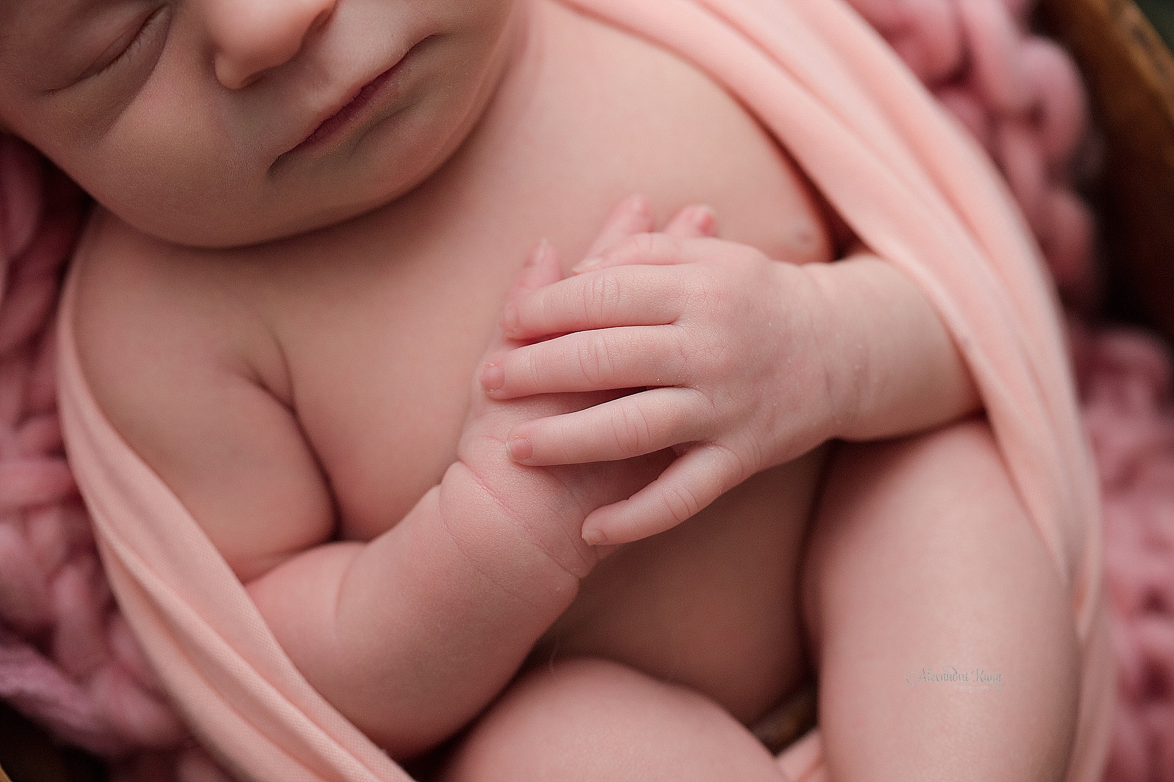 Oxnard Newborn Photographer_1087.jpg