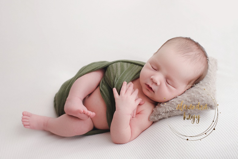 Simi_ Valley_Newborn_Photographer_1376.jpg