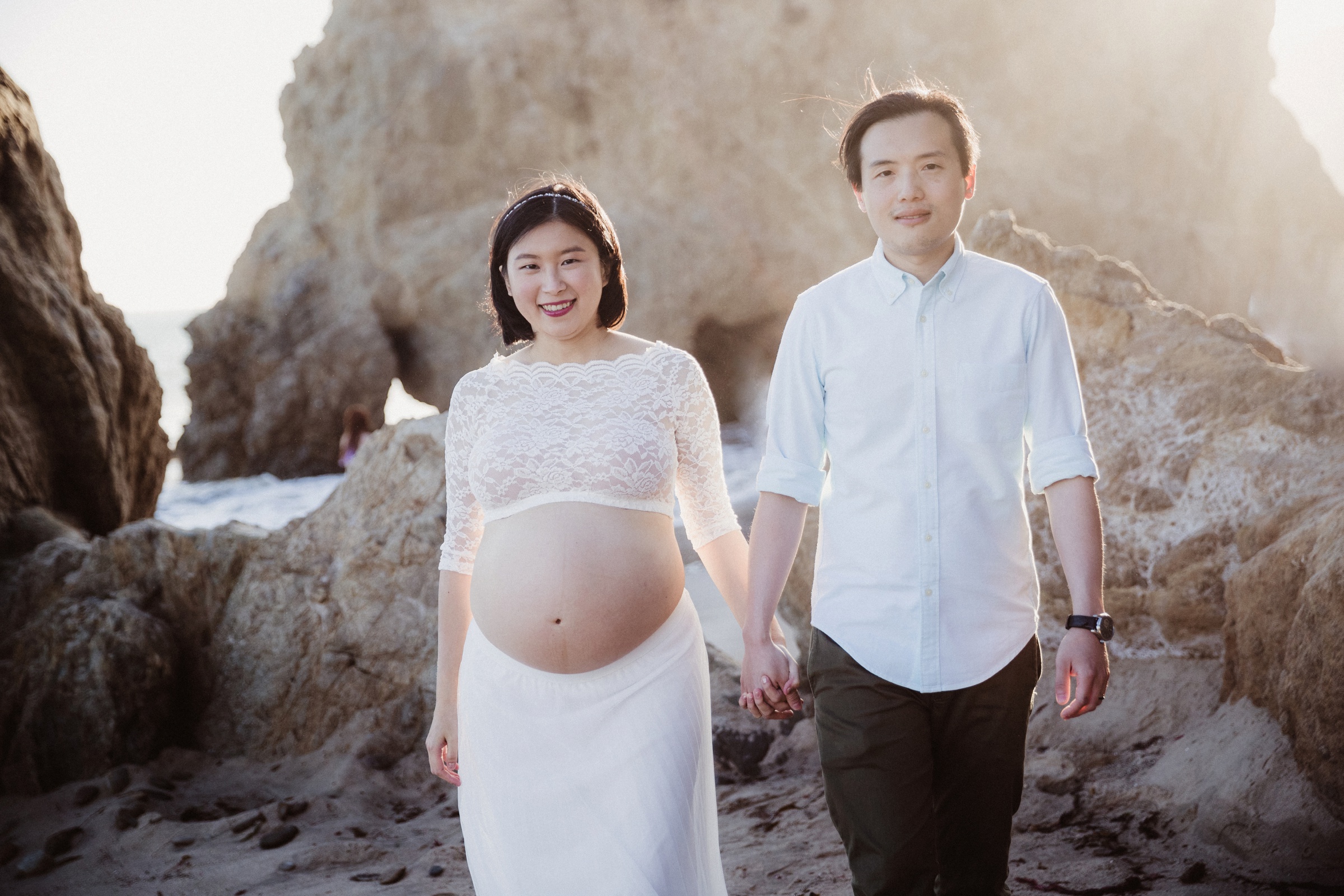 beach maternity photoshoot, maternity photographer near me, beach maternity photography