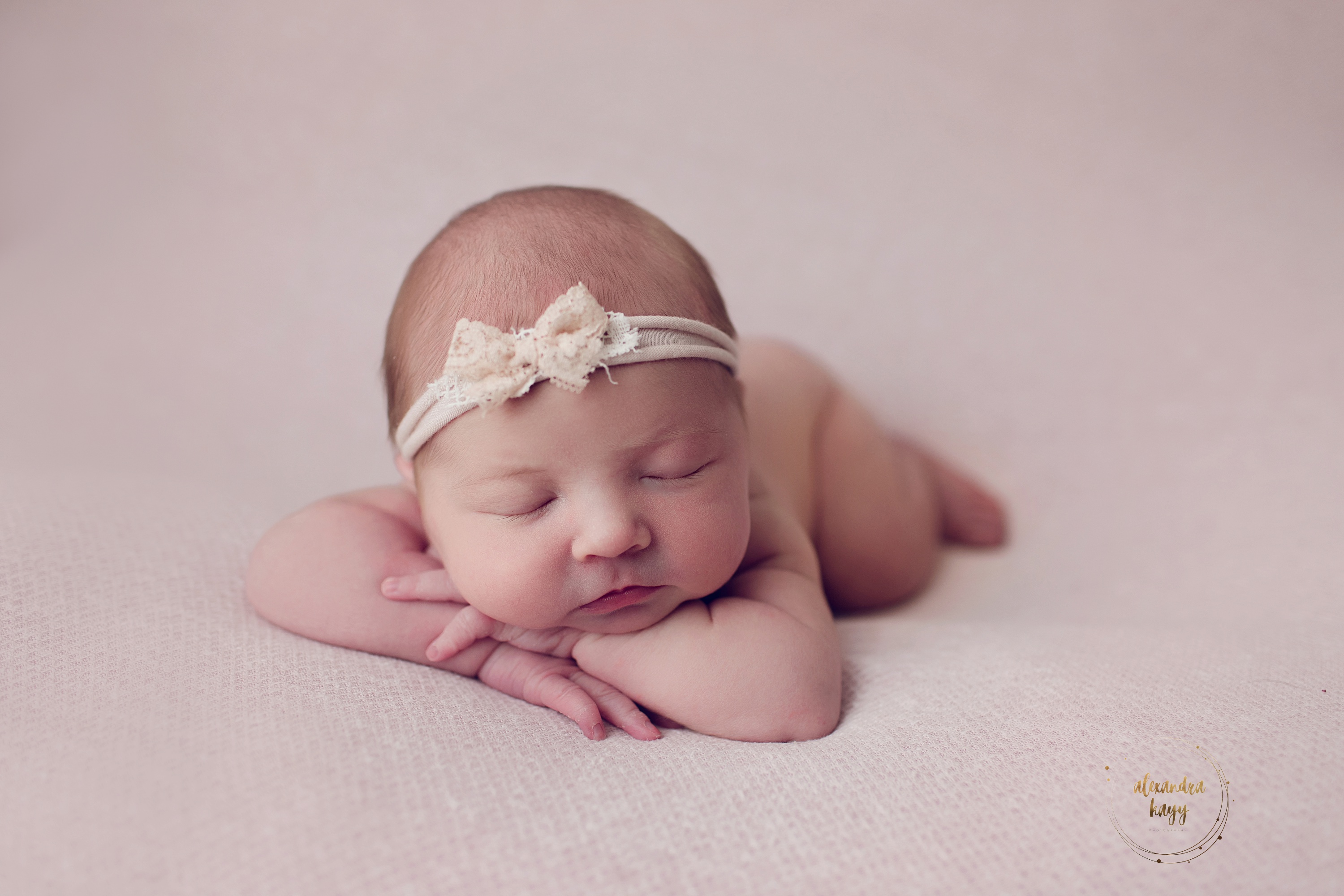 Newborn Photographer Near Me