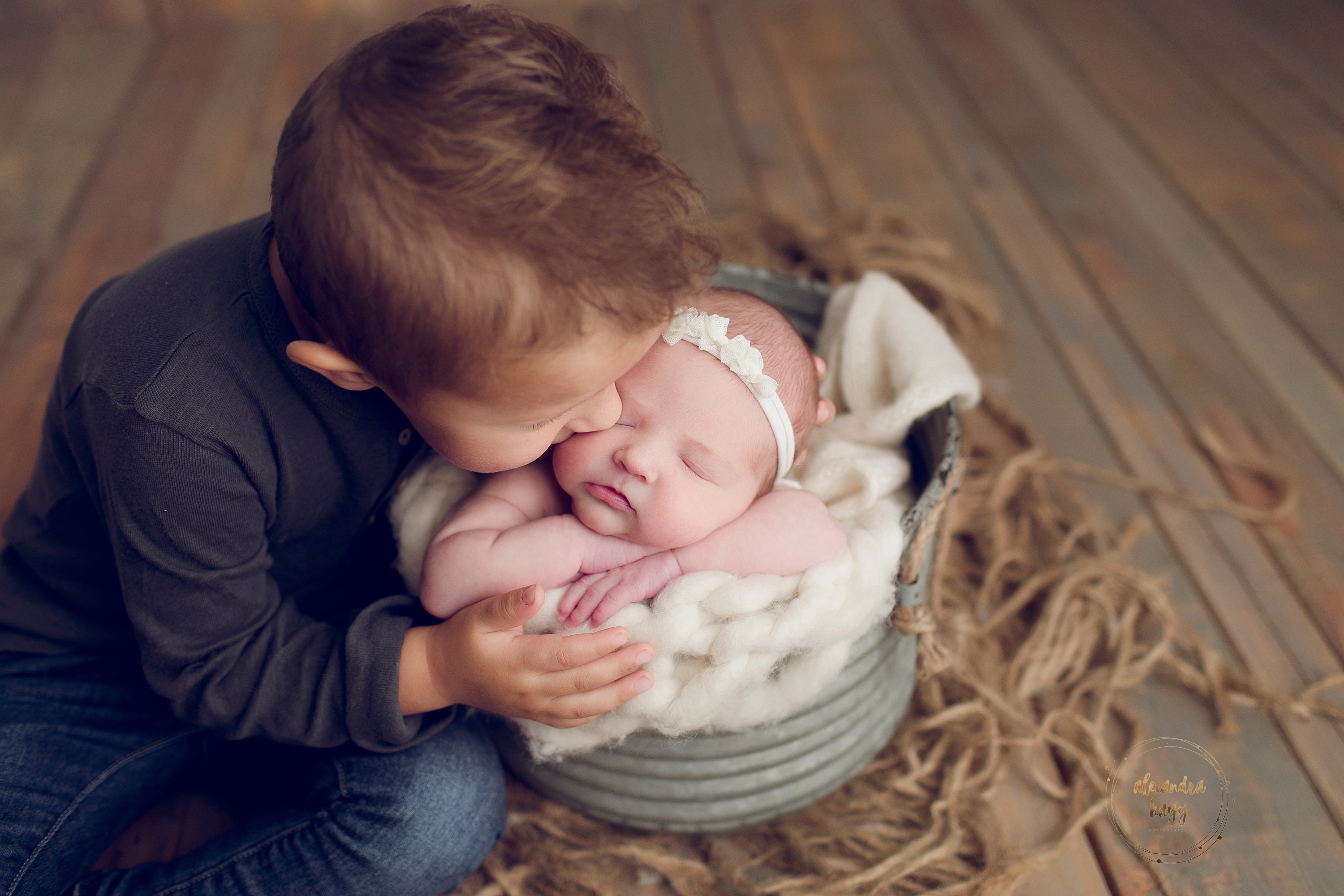 Newborn Photographer Near Me