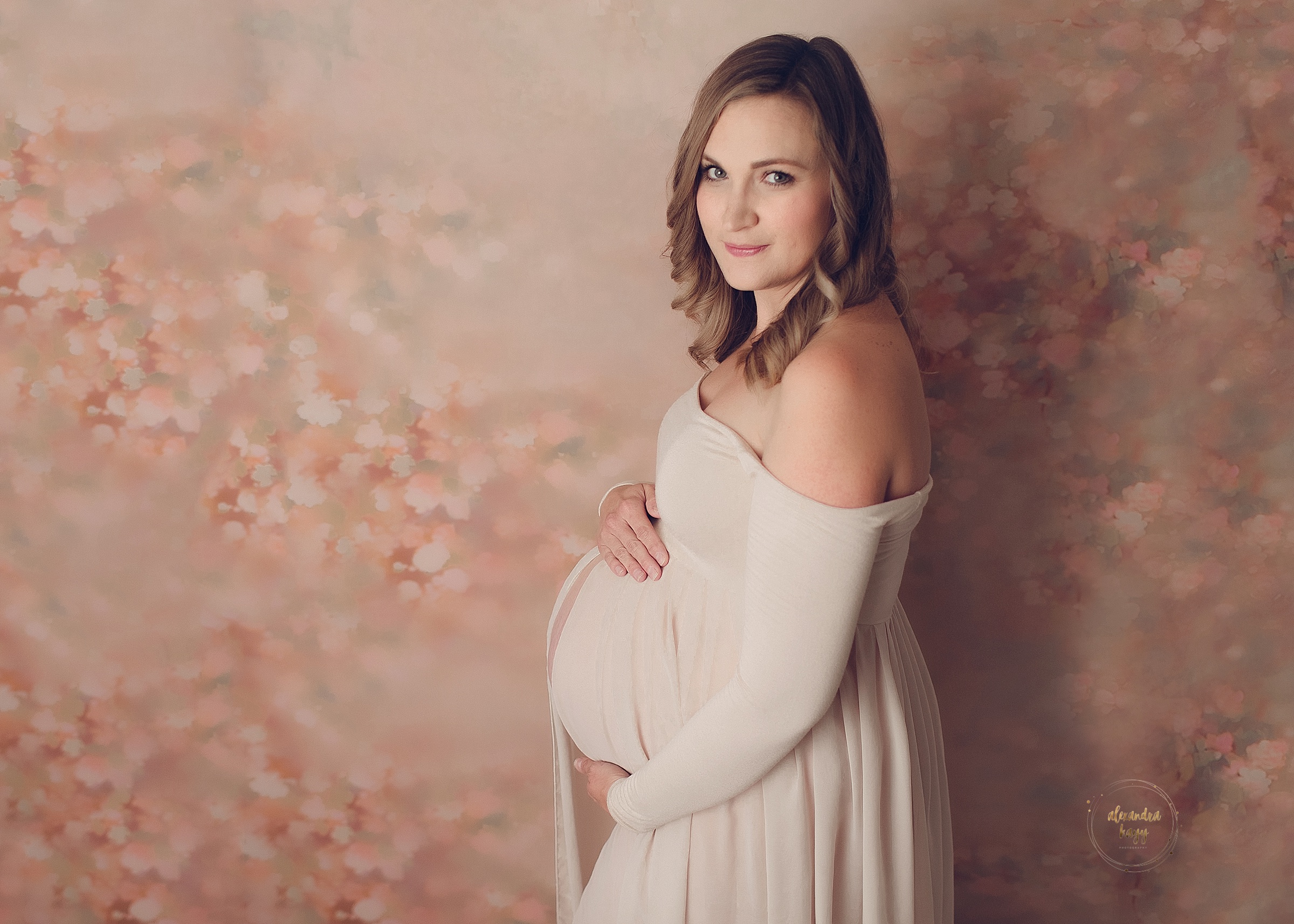 Mini Maternity in Studio - Phoenix, AZ Maternity Photographer