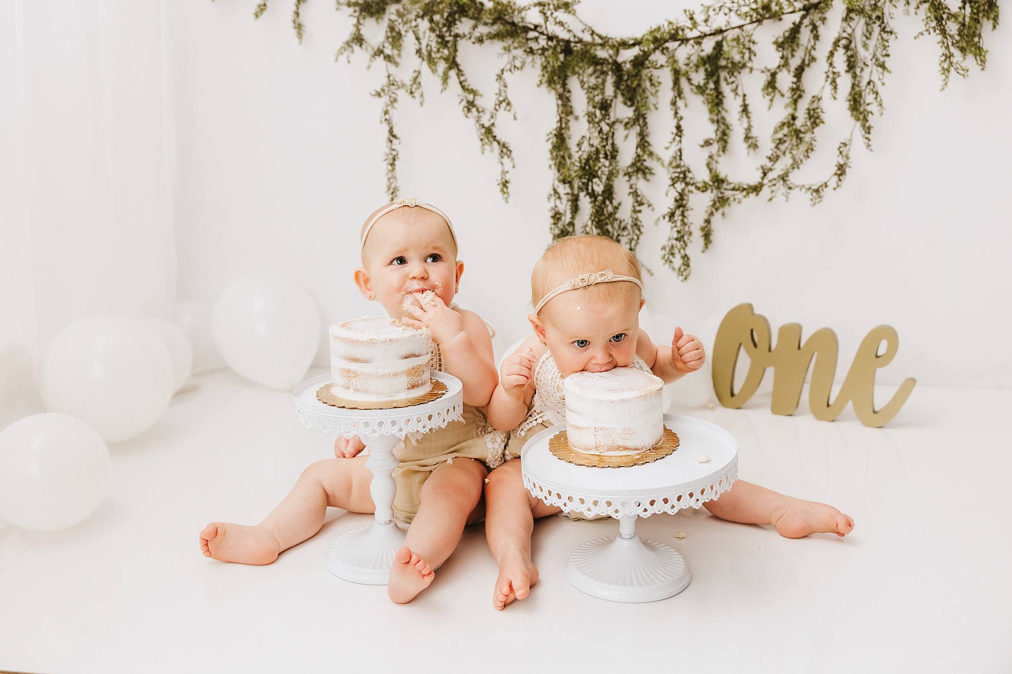 Cake Smash. Phoenix Baby Photographer