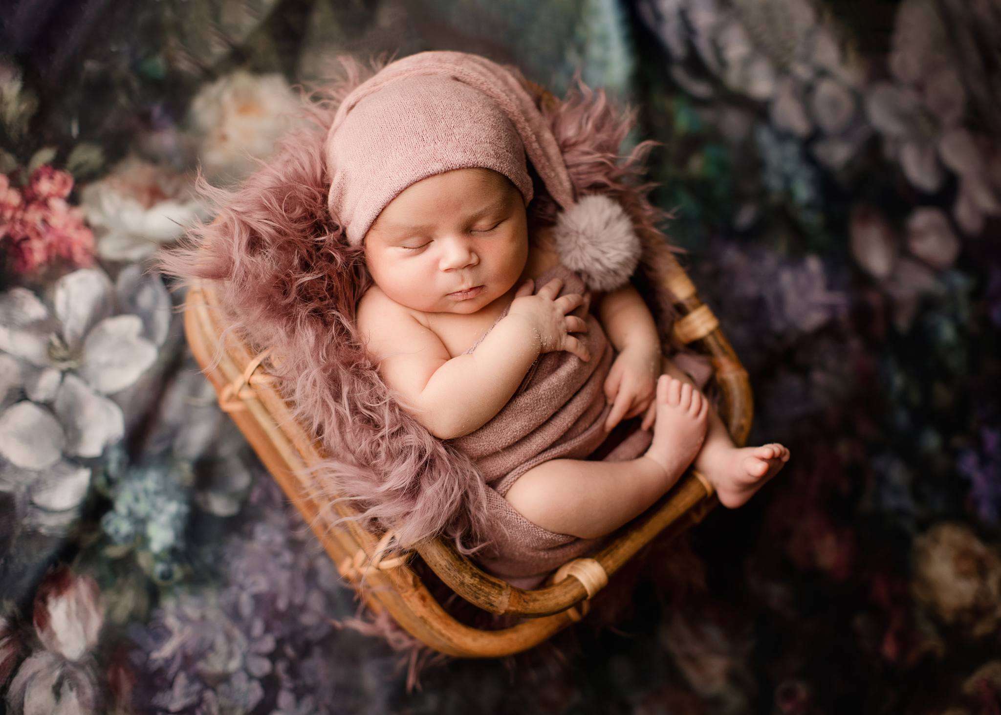 Scottsdale AZ Newborn Photographer, newborn portraits near me, luxury newborn photography, award winning newborn photos