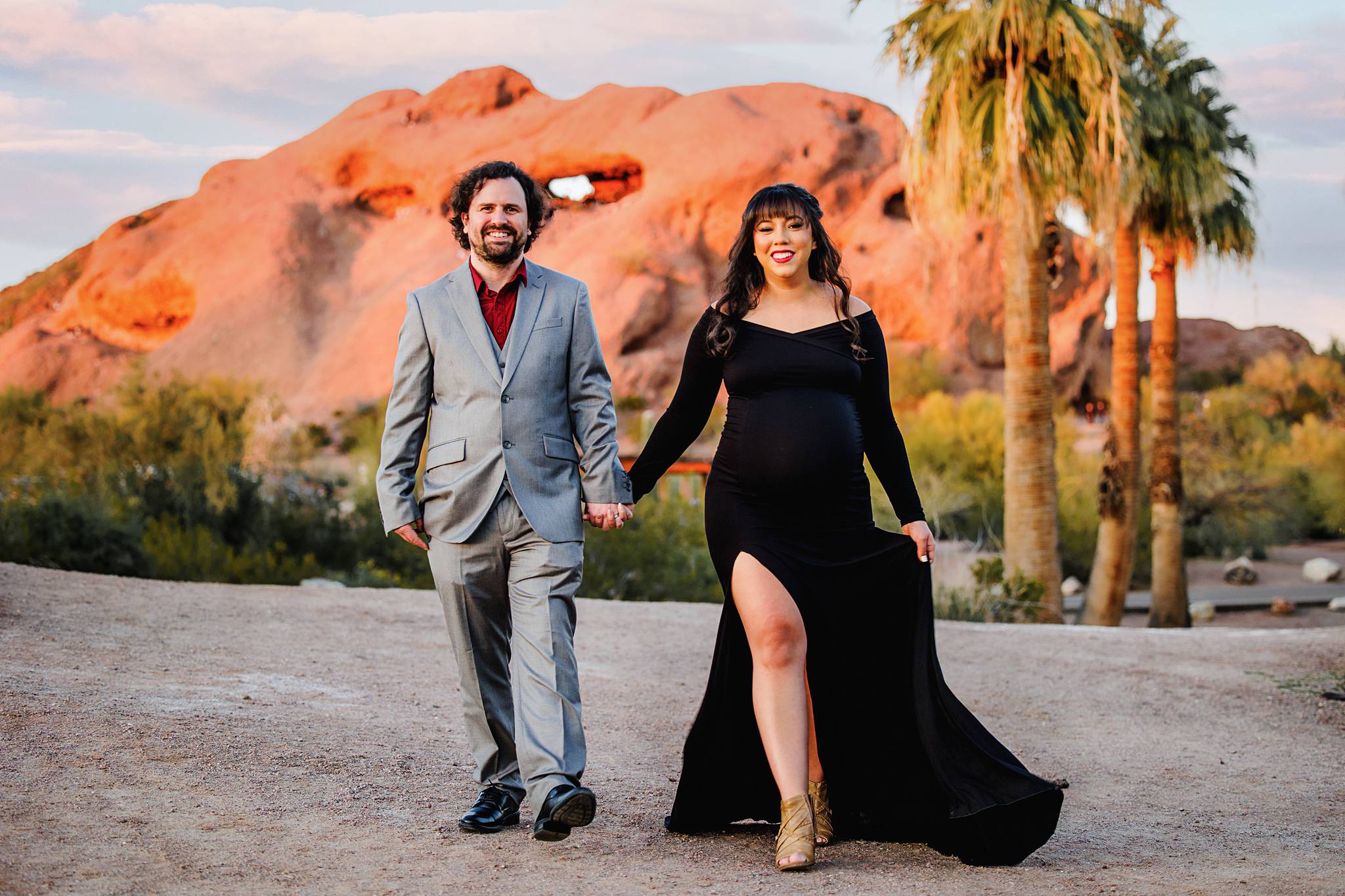 Paradise Valley maternity photographer, maternity photoshoot near me, maternity photography near me