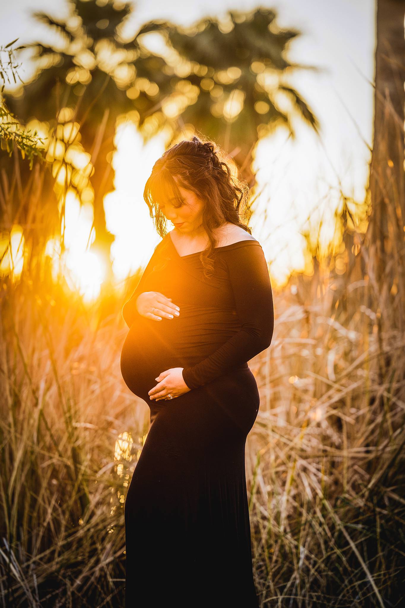 Paradise Valley maternity photographer, maternity photoshoot near me, maternity photography near me