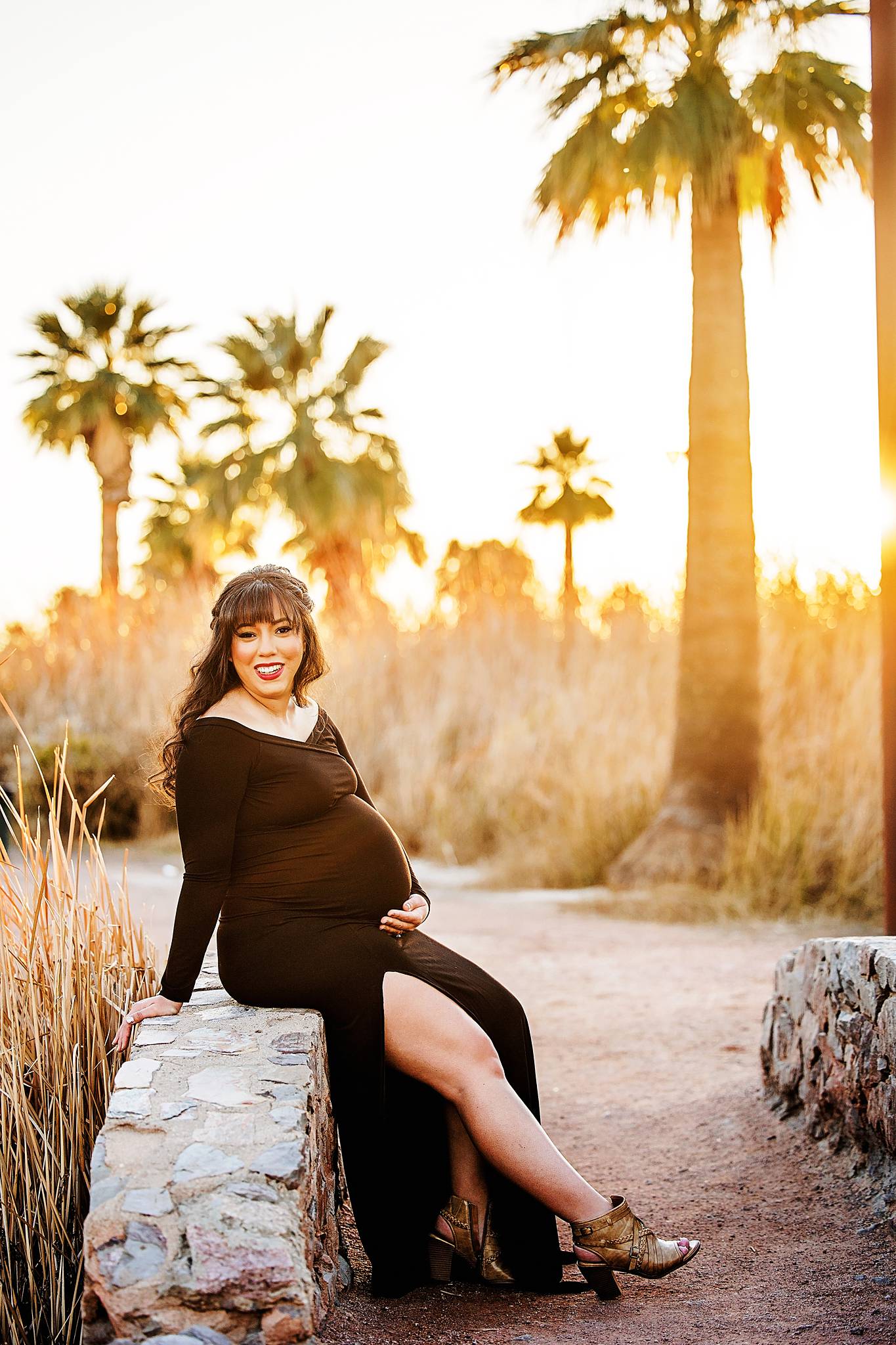 Paradise Valley maternity photographer, maternity photoshoot near me, maternity photography near me