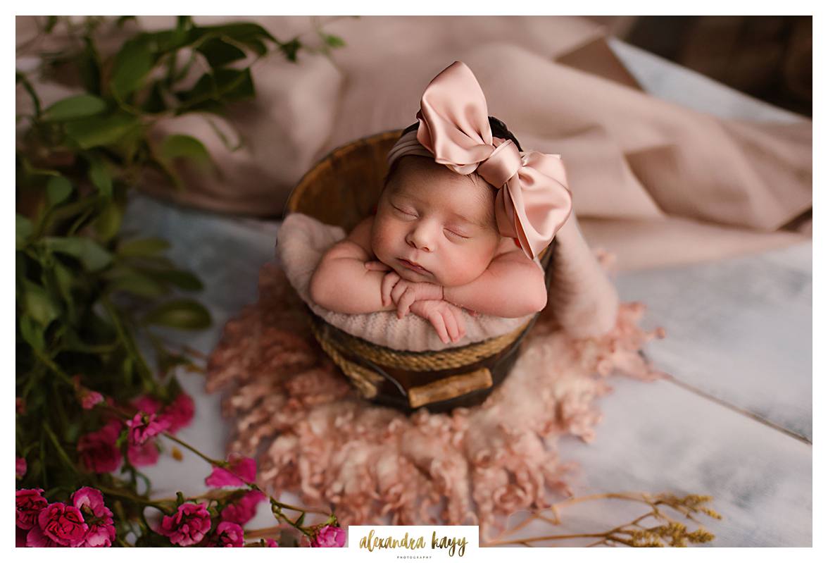 mesa newborn photographer, ger newborn photos taken, best Phoenix newborn photographers