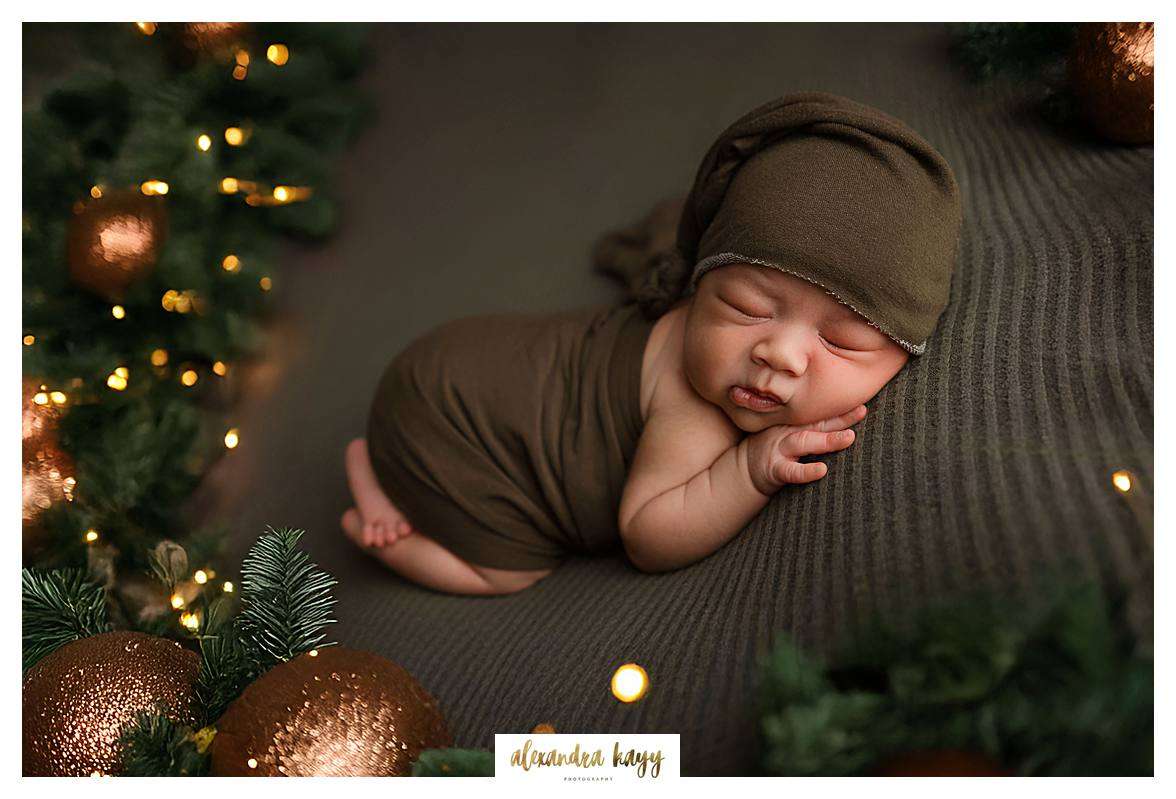 in home newborn photography Phoenix, holiday themed newborn portraits, Best peoria az newborn photographer